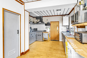 Photo 27- click for photo gallery